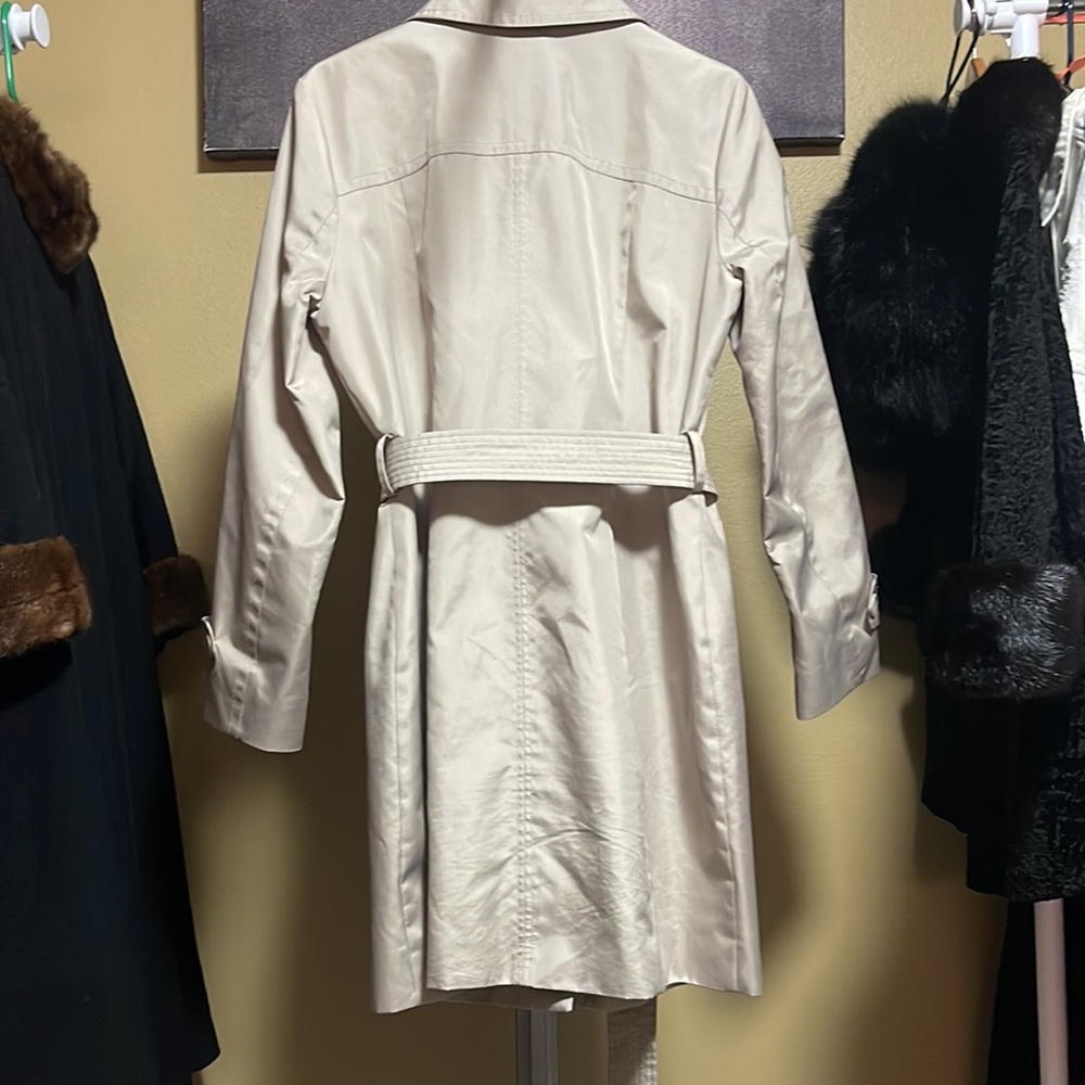 Kenneth Cole Beautiful Jacket - Picture 3 of 6